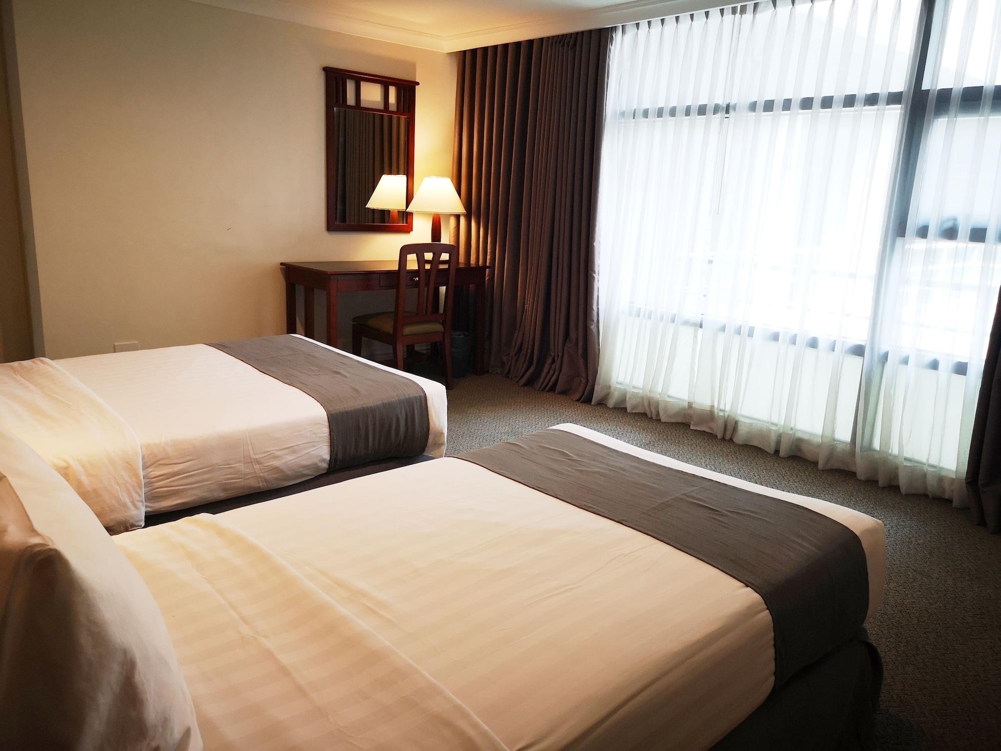 Infinity Tower Suites Makati City Zewnętrze zdjęcie