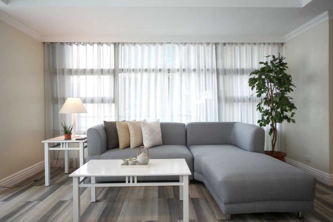 Infinity Tower Suites Makati City Zewnętrze zdjęcie